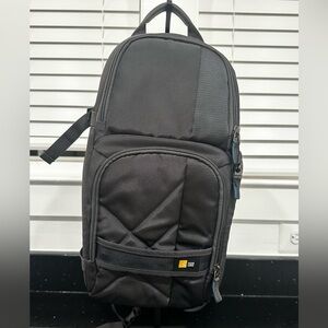 Case Logic DSLR Camera Sling Backpack - Black & Blue - Excellent Condition
